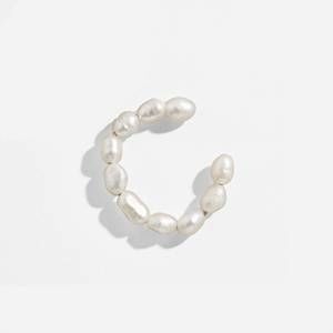 NEW ALV JEWELS women's pearl hoop earrings in white